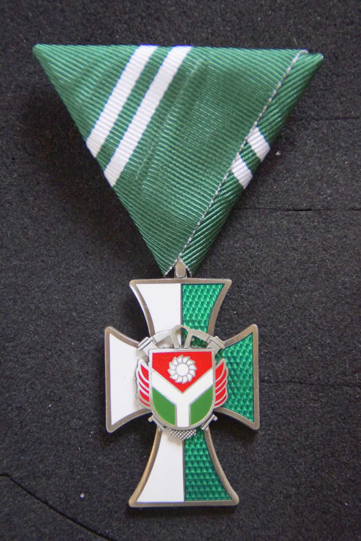 Pucking FW VK S avers