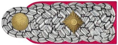 1940 Bezirksfuehrer links