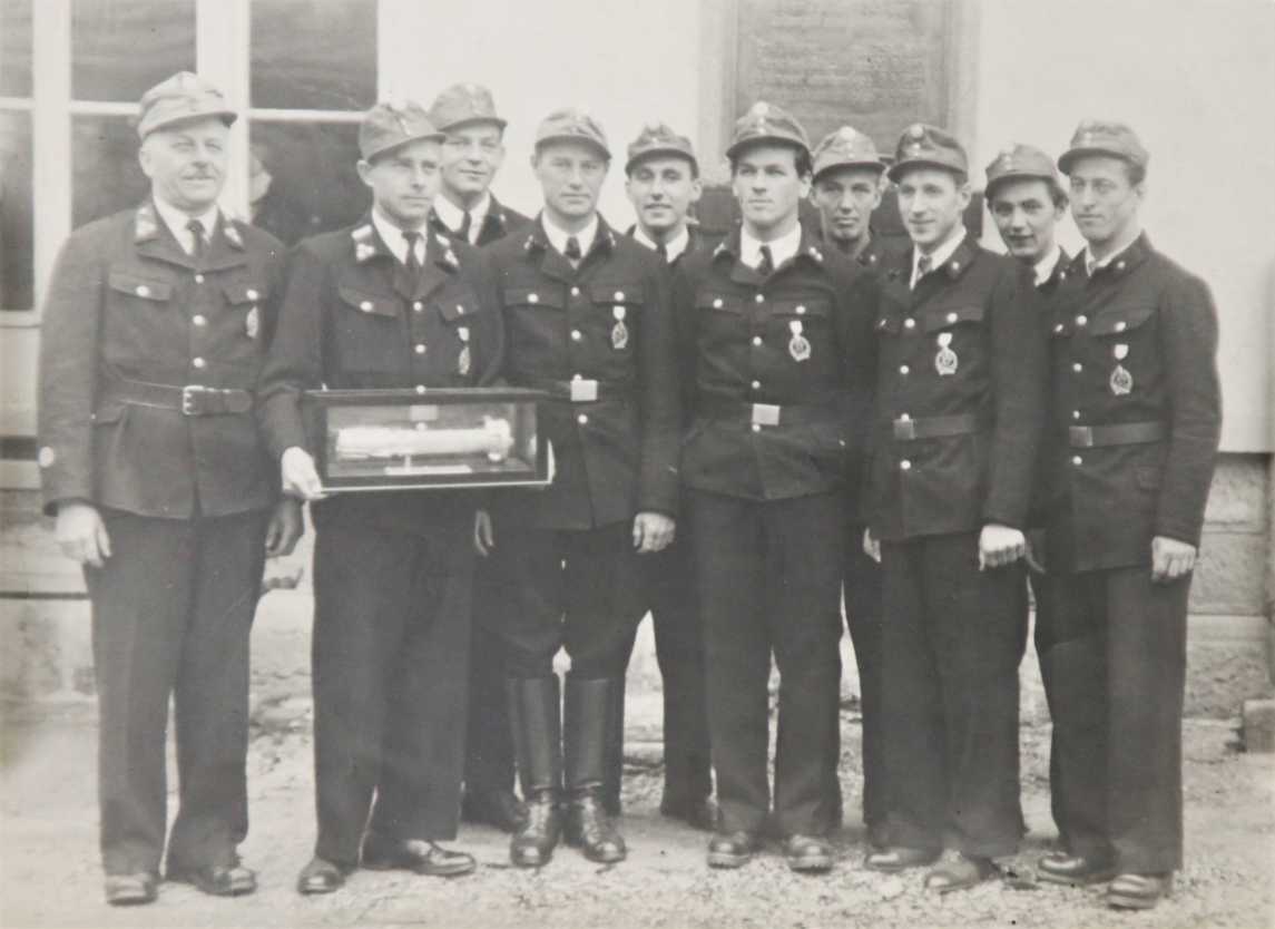 1953 Siegermannschaft (4)