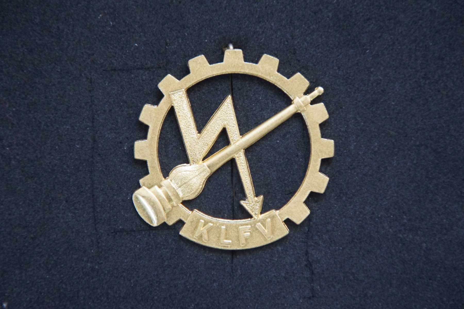 1972 Ktn MA Gold avers